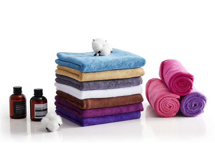 美容院专用浴巾通常采用什么材质？有哪些特点？